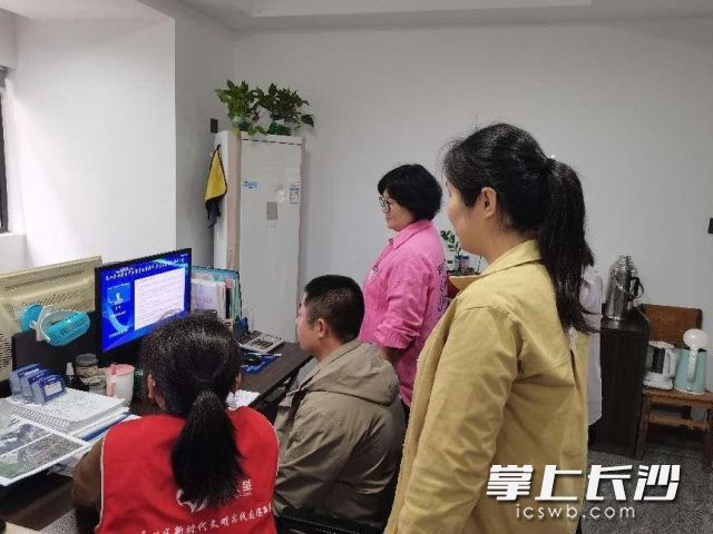天心区应安委办组织开展了主题为“节前安全防范”的专题直播课。 均为长沙晚报通讯员 宋进源供图