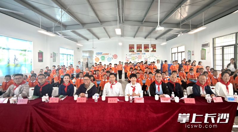 活动合影。