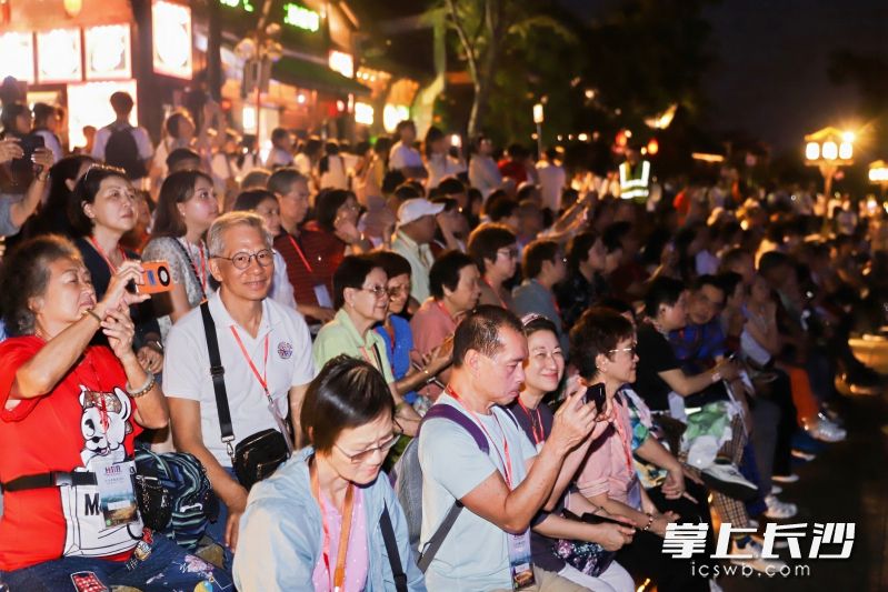 香港旅行商畅游铜官。