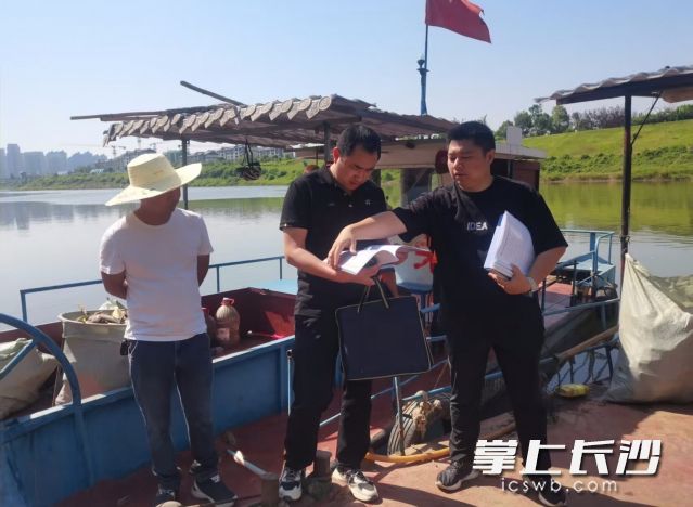 新区应安委办将结合全国第24个安全生产月，广泛开展水上安全宣传教育活动。