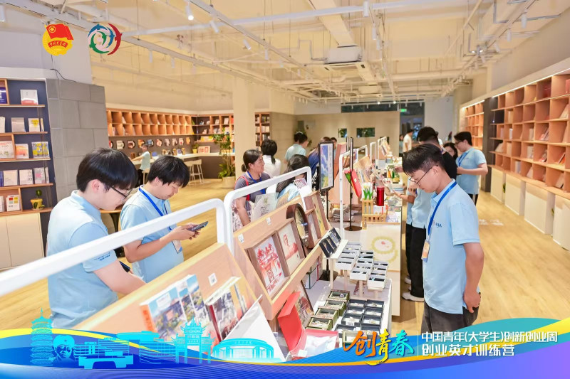 活动现场。 活动现场。