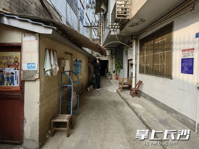 提质改造前的东西江家巷部分建筑。 长沙晚报通讯员 王伊黎 供图