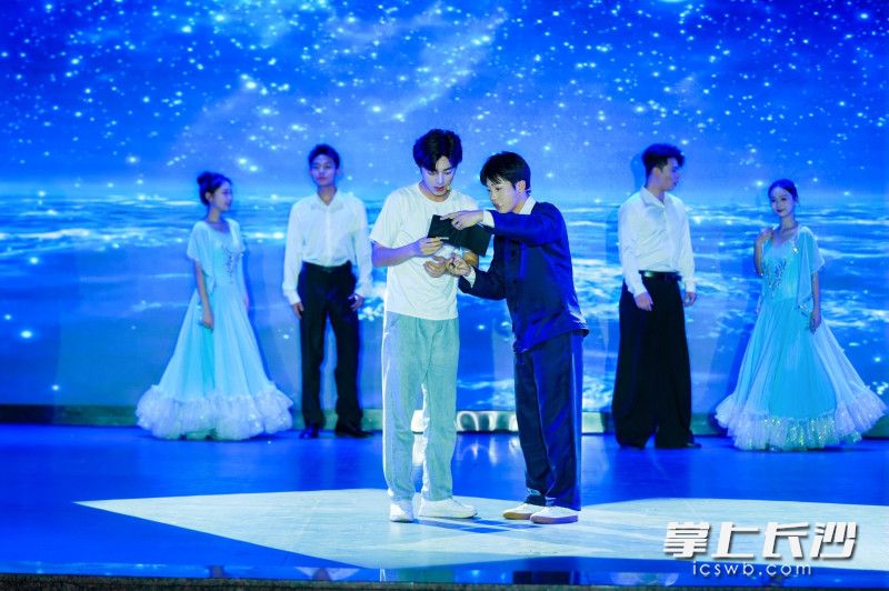 “追寻雷锋那样的青春”——长沙市赓续雷锋精神系列活动举行。 均为市文明办供图