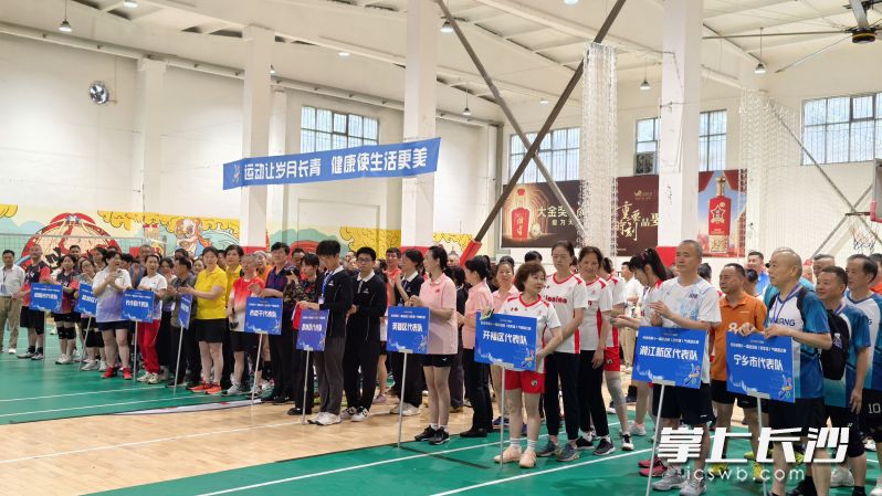 各参赛队伍。 均为赛事组委会供图
