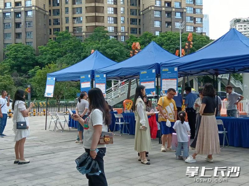 招聘会现场。均为长沙晚报通讯员 吴静 供图