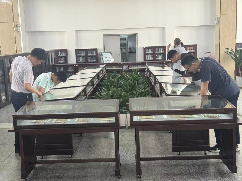 市民观展