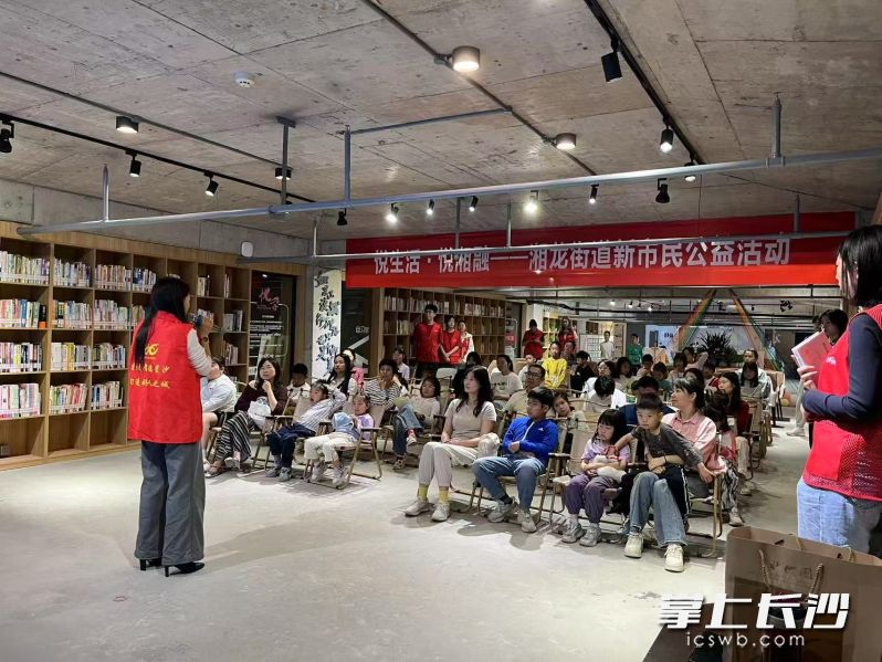 居民在美邻空间参加主题活动。均为美邻空间 供图