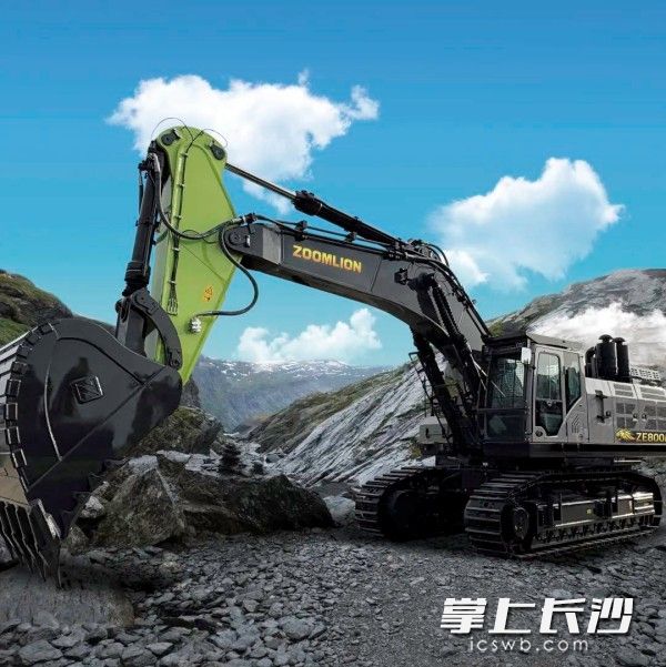 刚刚上市的中联重科挖掘机ZE600G。受访者供图