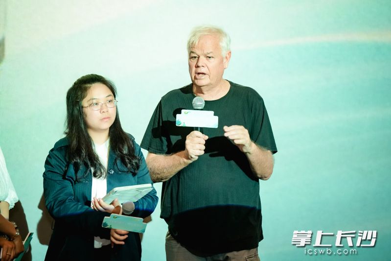 达雷尔・鲁特与观众交流。主办方供图
