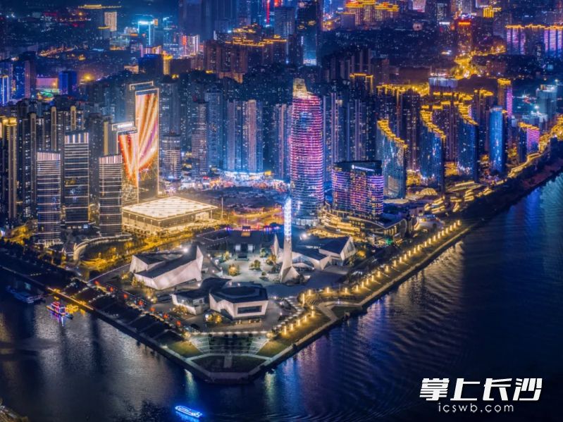 长沙北辰三角洲大悦城坐拥湘江与浏阳河交汇处的稀缺景观，紧邻长沙文化地标“三馆一厅”，区位优势显著。资料图片