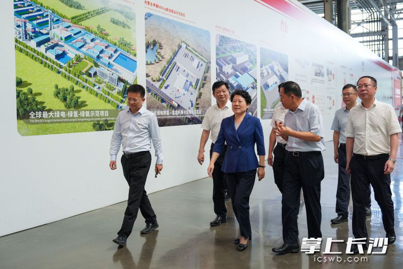 三一智联重卡产业园调研现场。