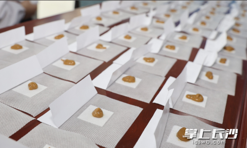 长沙的“三伏贴”已有40余年的经验，曾荣获湖南省中医药科学技术进步奖。