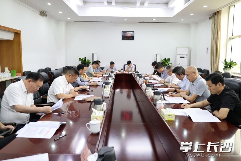 21日，市领导领办重点提案办理协商会召开。 长沙晚报通讯员 陈婉依 摄