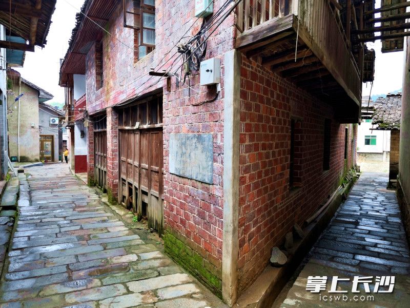 白沙古镇局部。 长沙晚报全媒体记者 贺文兵 摄