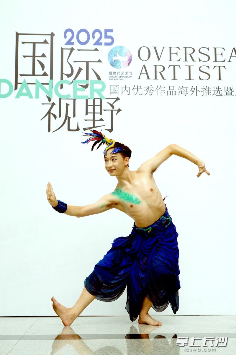 舞者瞬间。 舞者瞬间。