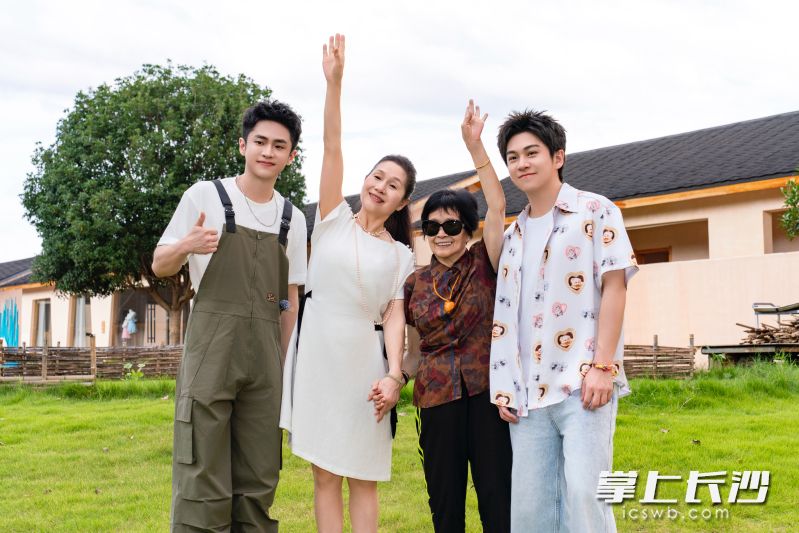 武艺一家游览郴州。均为芒果TV 供图