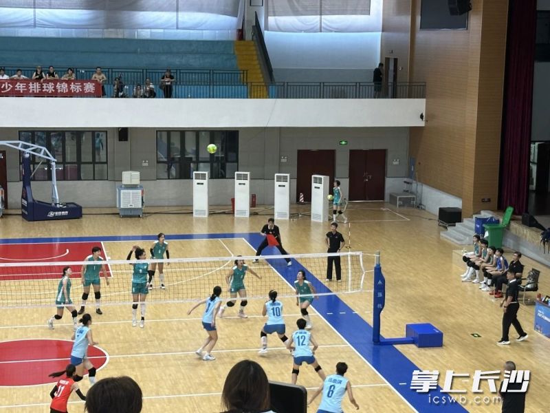 精彩的比赛瞬间。 精彩的比赛瞬间。