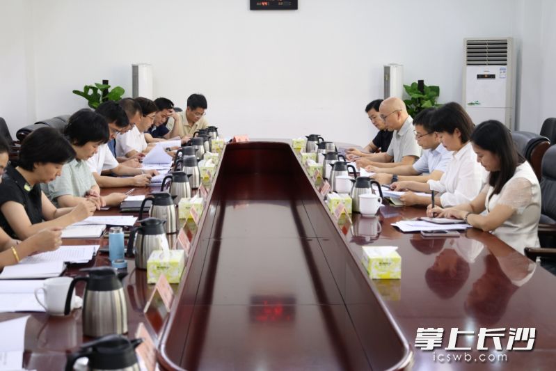 4日,市领导领办重点提案办理协商会召开。 长沙晚报通讯员 陈婉依 摄 4日,市领导领办重点提案办理协商会召开。 长沙晚报通讯员 陈婉依 摄