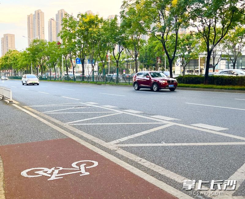 18条老街巷改造一新。