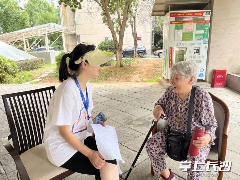 荷晏社区解决了电信小区噪声污染问题后，获居民好评。