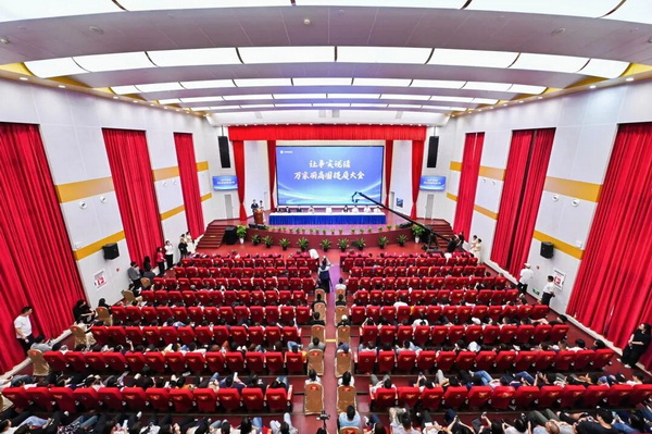 活动现场。 活动现场。