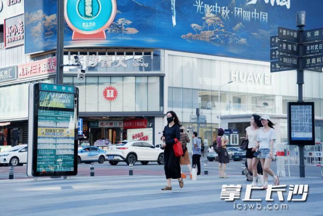 面对高温返场，要采取有效的防护措施。