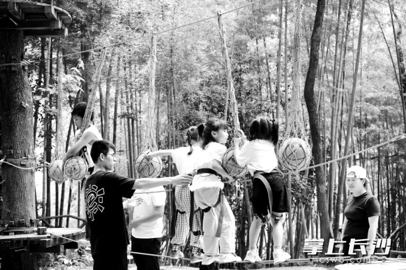 儿时的时光总是那么开心。