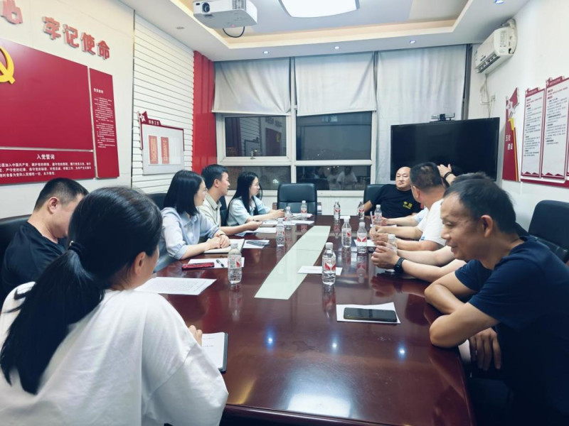 邀请部门和街道对加装电梯工作中存在的问题现场答疑。 邀请部门和街道对加装电梯工作中存在的问题现场答疑。