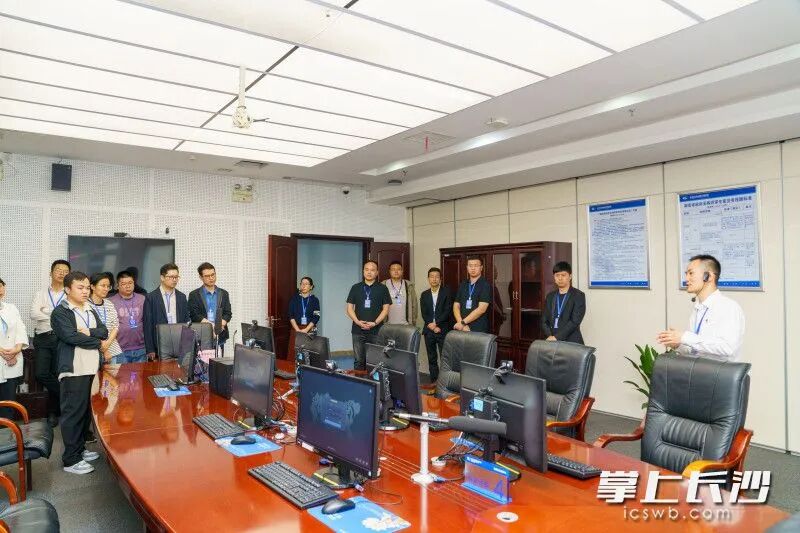 长沙举办“机器管招投标”公众开放日活动，已完成交易174宗，金额57.16亿元。