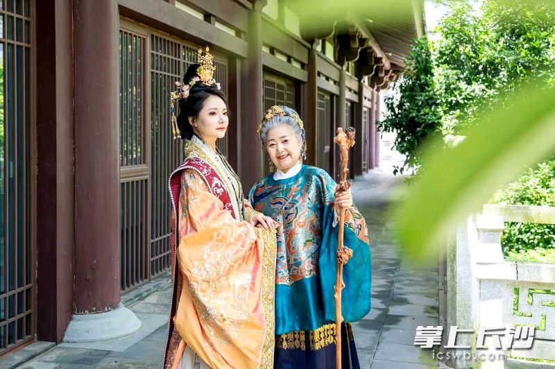 “银发玩家团”的沉浸式体验等你来打卡。均为景区供图