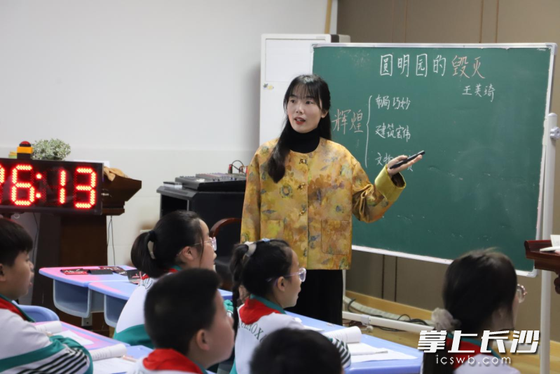 宁乡市2025年课改示范(创建)学校课堂赛课活动在玉潭街道实验小学举行。 均为长沙晚报通讯员李畅、龙运江供图 宁乡市2025年课改示范(创建)学校课堂赛课活动在玉潭街道实验小学举行。 均为长沙晚报通讯员李畅、龙运江供图
