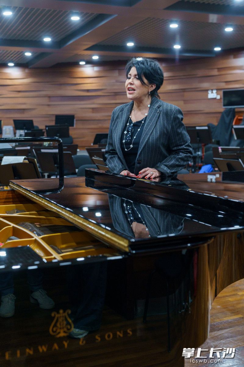 法国著名女歌手李阿娜·佛丽（Liane Foly）。长沙晚报全媒体记者 邓迪 摄