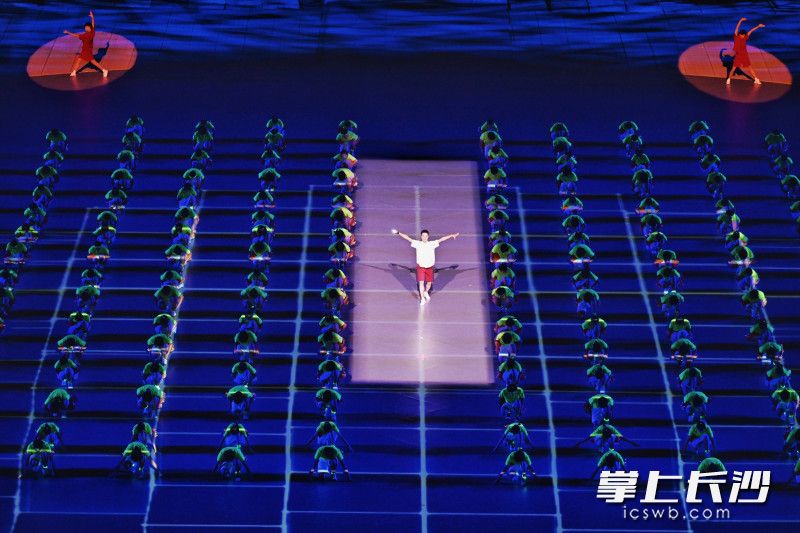 开幕式现场。 均为长沙晚报全媒体记者 郭雨滴 黄启晴 摄