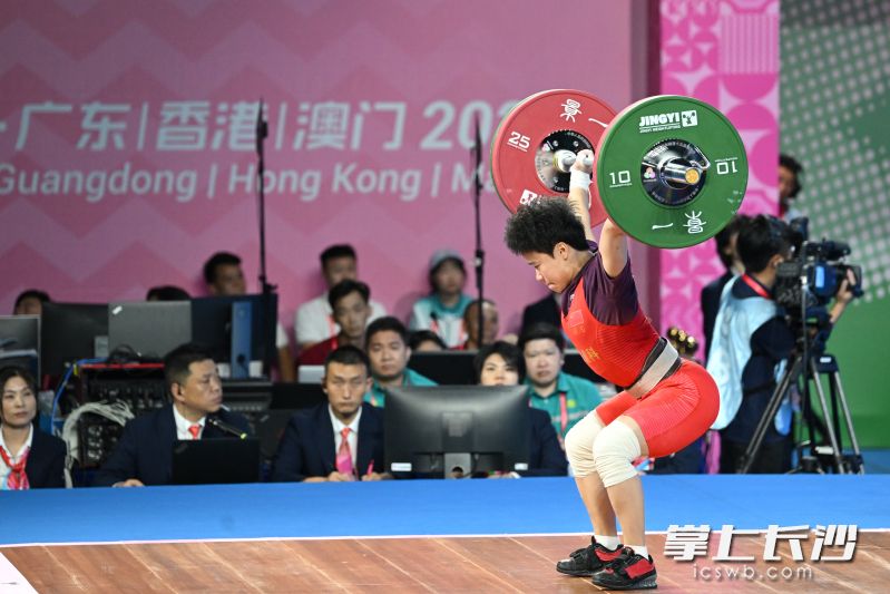 侯志慧在比赛中。 均为长沙晚报全媒体记者王志伟摄 侯志慧在比赛中。 均为长沙晚报全媒体记者王志伟摄