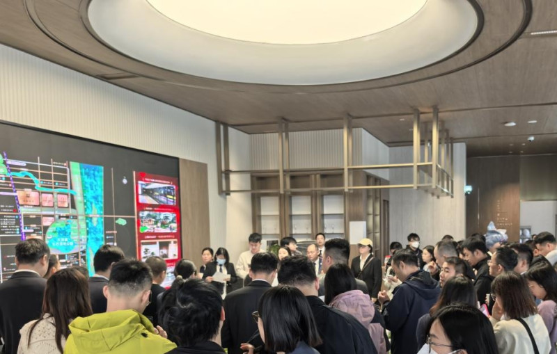 项目营销中心开放现场。均为通讯员供图 项目营销中心开放现场。均为通讯员供图