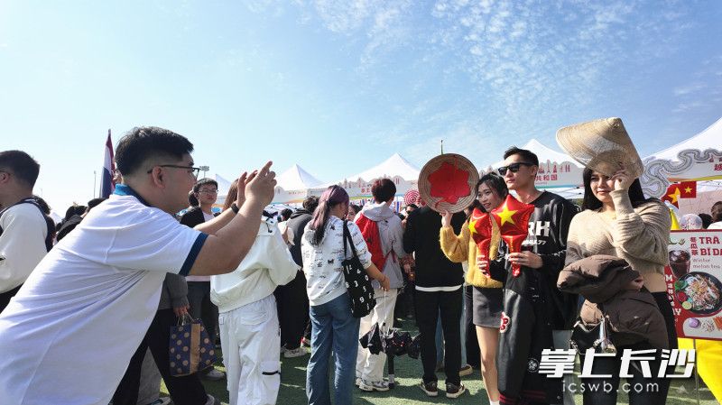 感受世界文化的多元魅力。