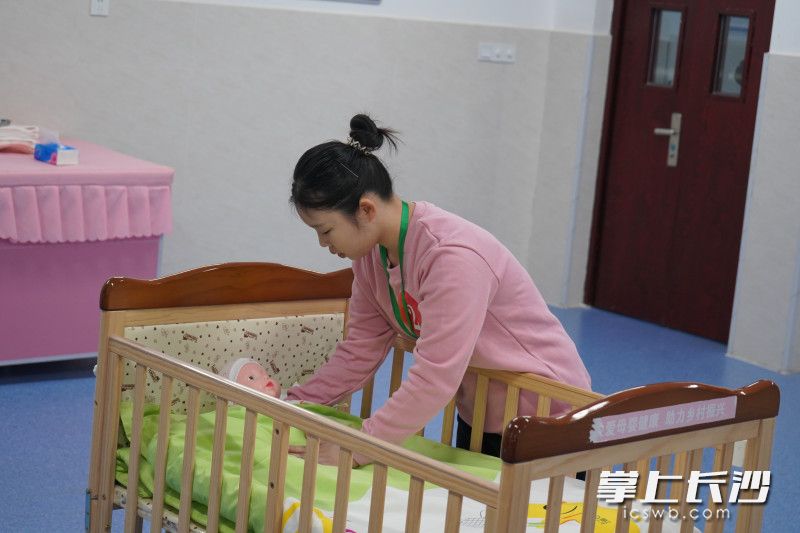 2025年长沙市中等职业学校技能竞赛母婴照护赛项比赛现场。