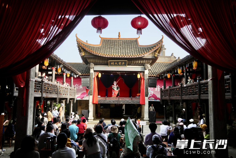 靖港古镇有“老长沙戏窝子”之称。图片均为长沙晚报通讯员 何文滔 提供