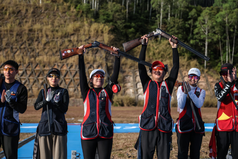 刘英姿搭档郭雨浩，以44中对42中击败陕西队肖金佳、段宇薇组合，夺得冠军。