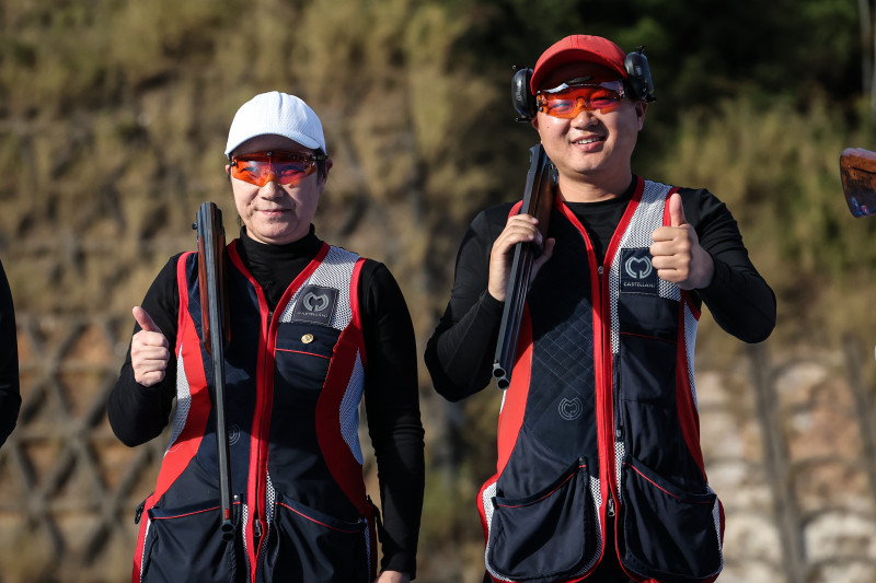 刘英姿、郭雨浩赛后庆祝。