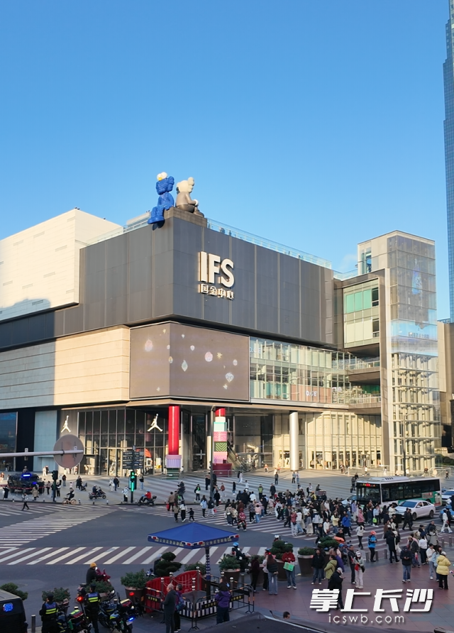 长沙迎来一轮“超长待机”的晴好天气。长沙晚报全媒体记者 林暘 摄 长沙迎来一轮“超长待机”的晴好天气。长沙晚报全媒体记者 林暘 摄