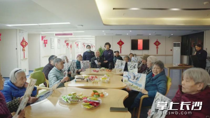 望城区养老中心，老人其乐融融。 均为长沙晚报通讯员刘瑞洁供图