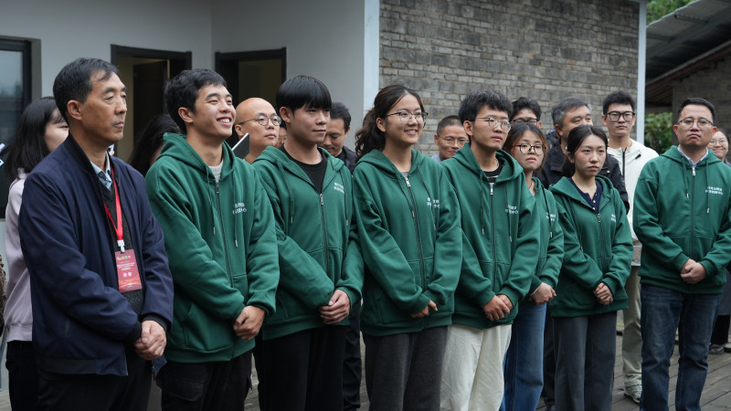 11月14日，重庆梁平粮油科技小院的同学们迎来“院士飞行团”实地考察评审。王晓 摄