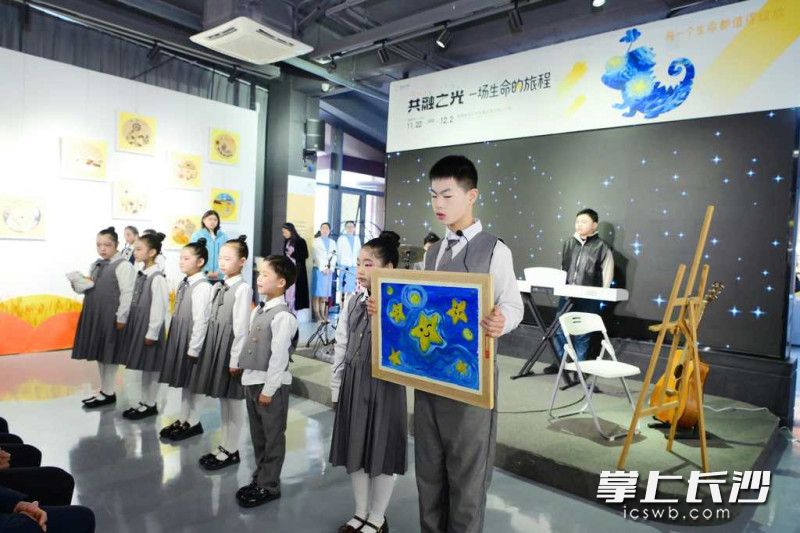 阐释美术之美和创作背后的故事。