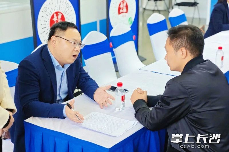 28日，“聚才星城 筑梦长沙”2025年退役军人暨随军随调家属专场招聘会举办。