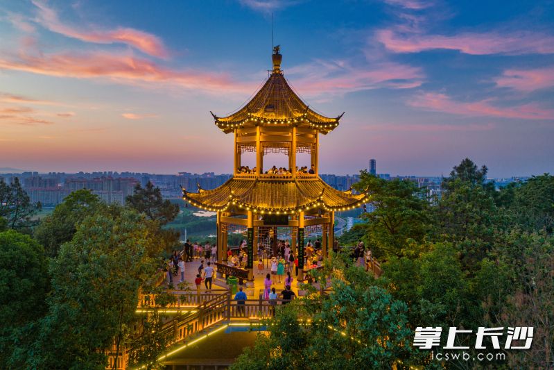 楼台山美景。 楼台山美景。