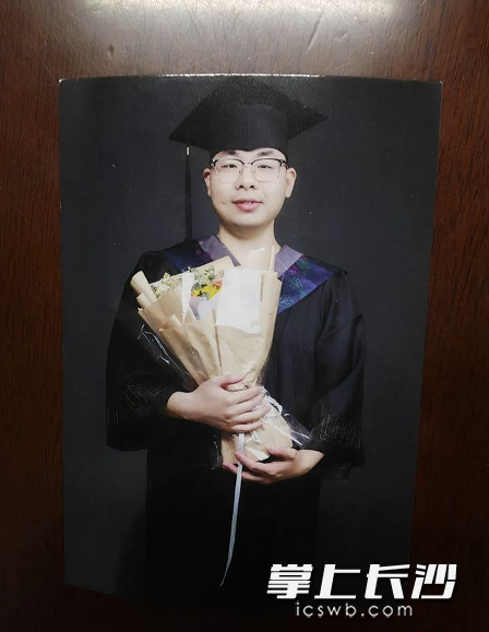 刘国平生前照片。