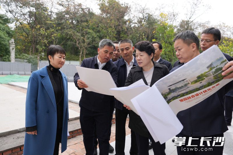 调研现场。 均为长沙晚报全媒体记者 郭雨滴 摄 调研现场。 均为长沙晚报全媒体记者 郭雨滴 摄