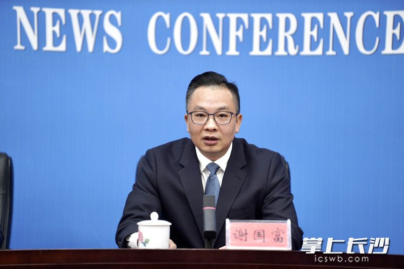 湘江科学城（长沙）党工委副书记、管委会主任谢国富在回答记者提问。长沙晚报全媒体记者 邓迪 摄