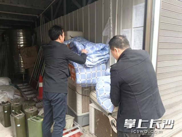 历经铺街道提前启动防寒防冻应急准备工作。  均为长沙晚报通讯员 秦晓阳供图